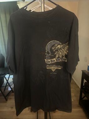 Harley Davidson Graphic Short-Sleeve Men’s T-Shirt with Skull and Wing Print